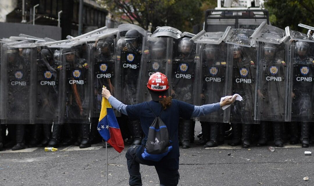 Alertan sobre «estado de guerra» en Venezuela tras elecciones presidenciales